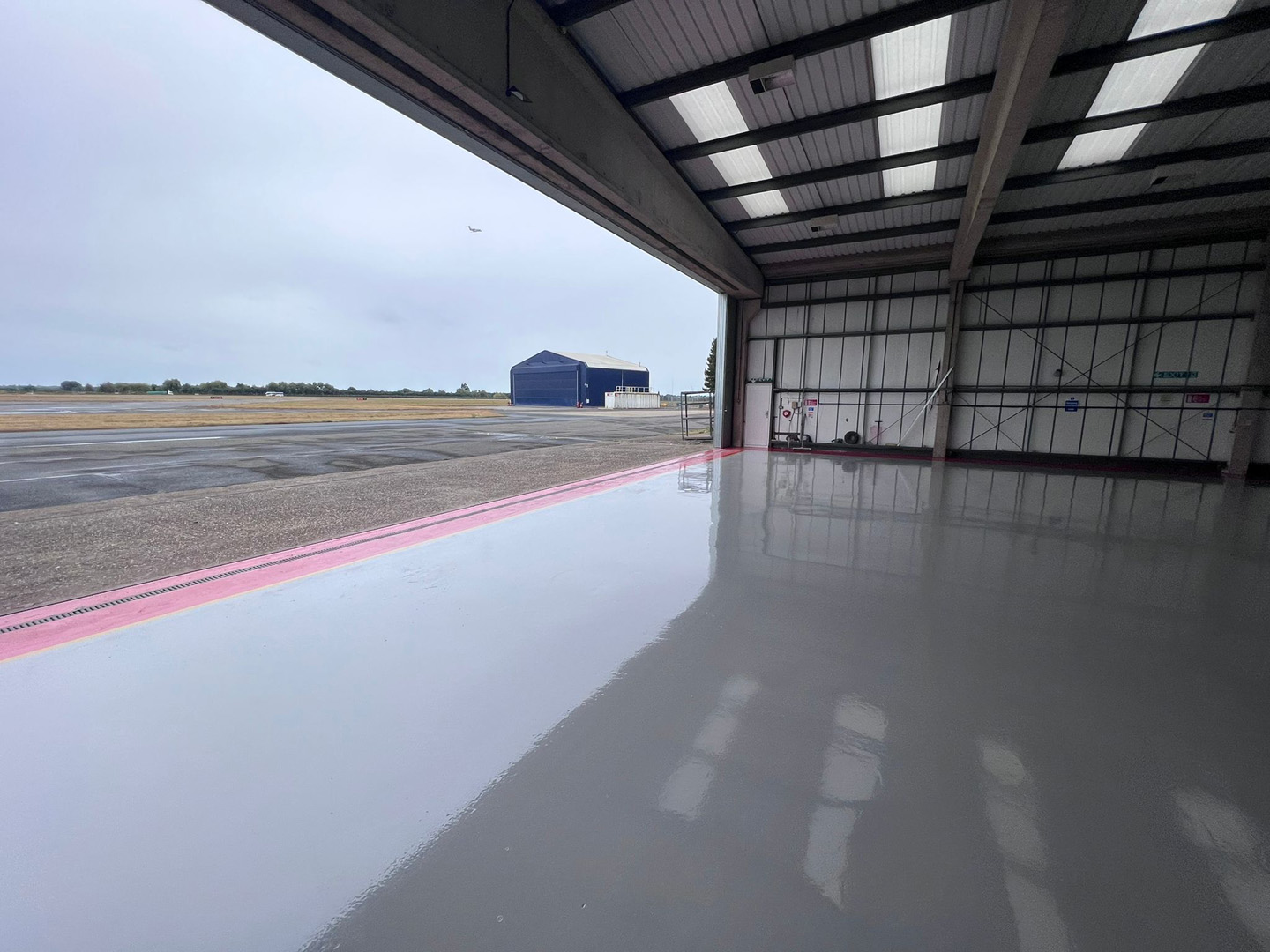 aviation floor